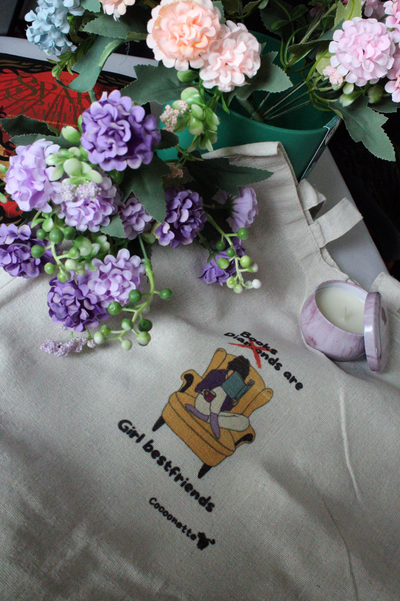 Tote “Books are A girl best friend